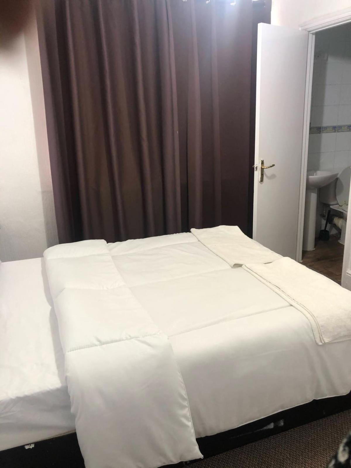 Saji Hotel Ilford Eksteriør billede